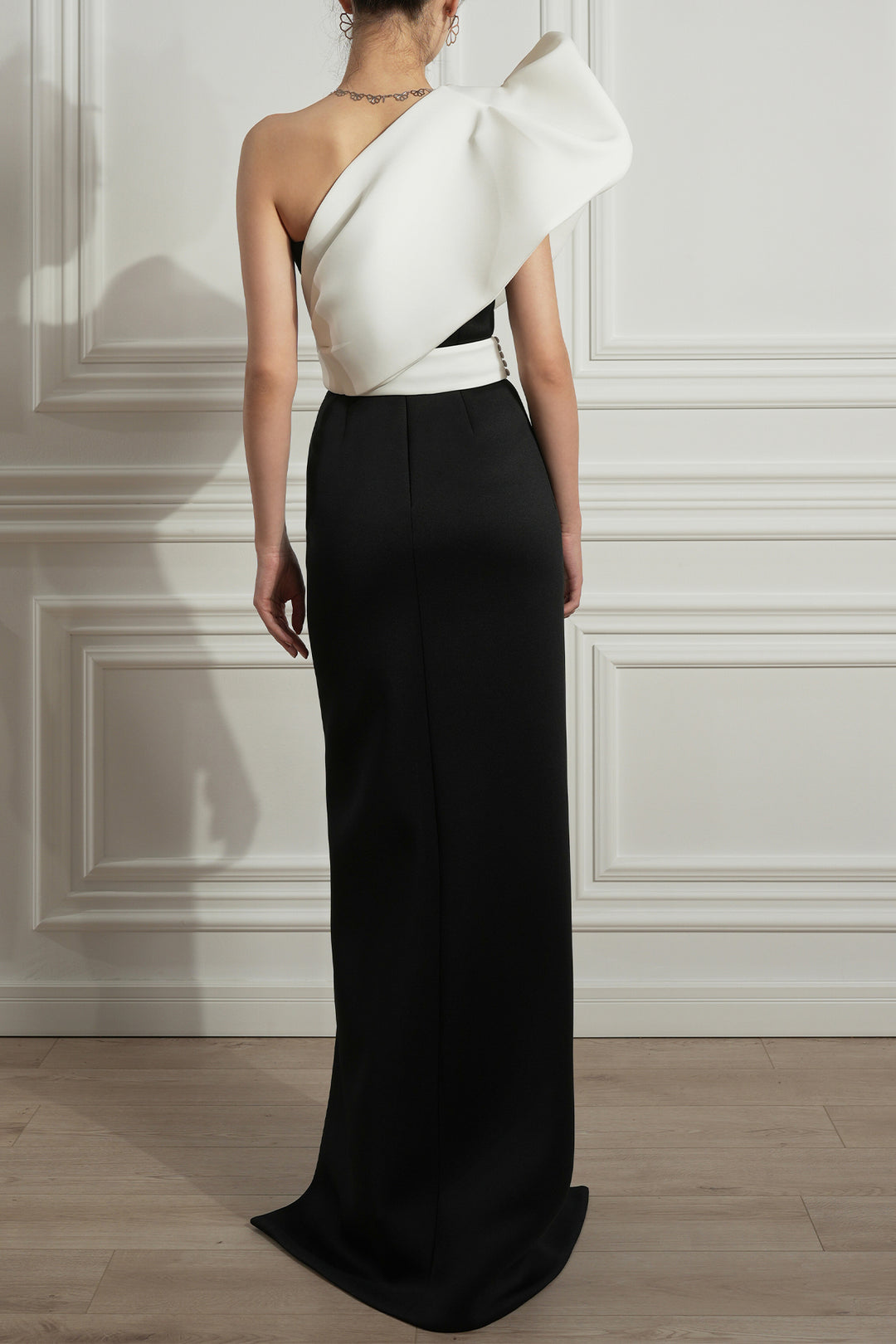 Shay Scuba Dress With Detachable One-Shoulder Structure