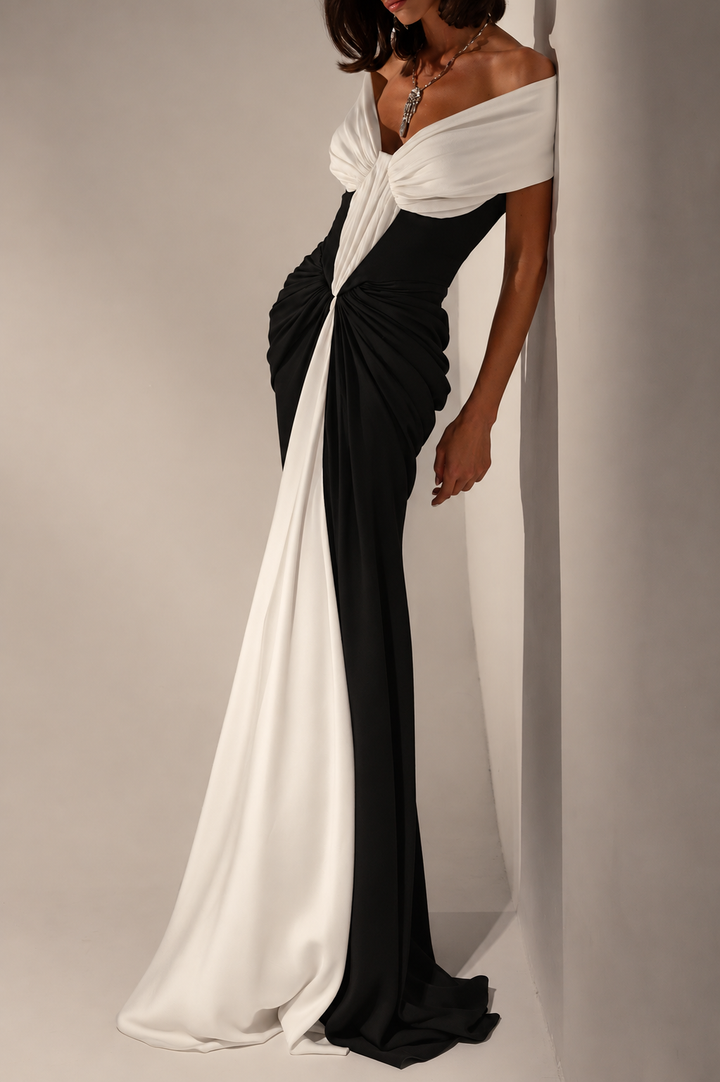 Dalila Dress In Black and White