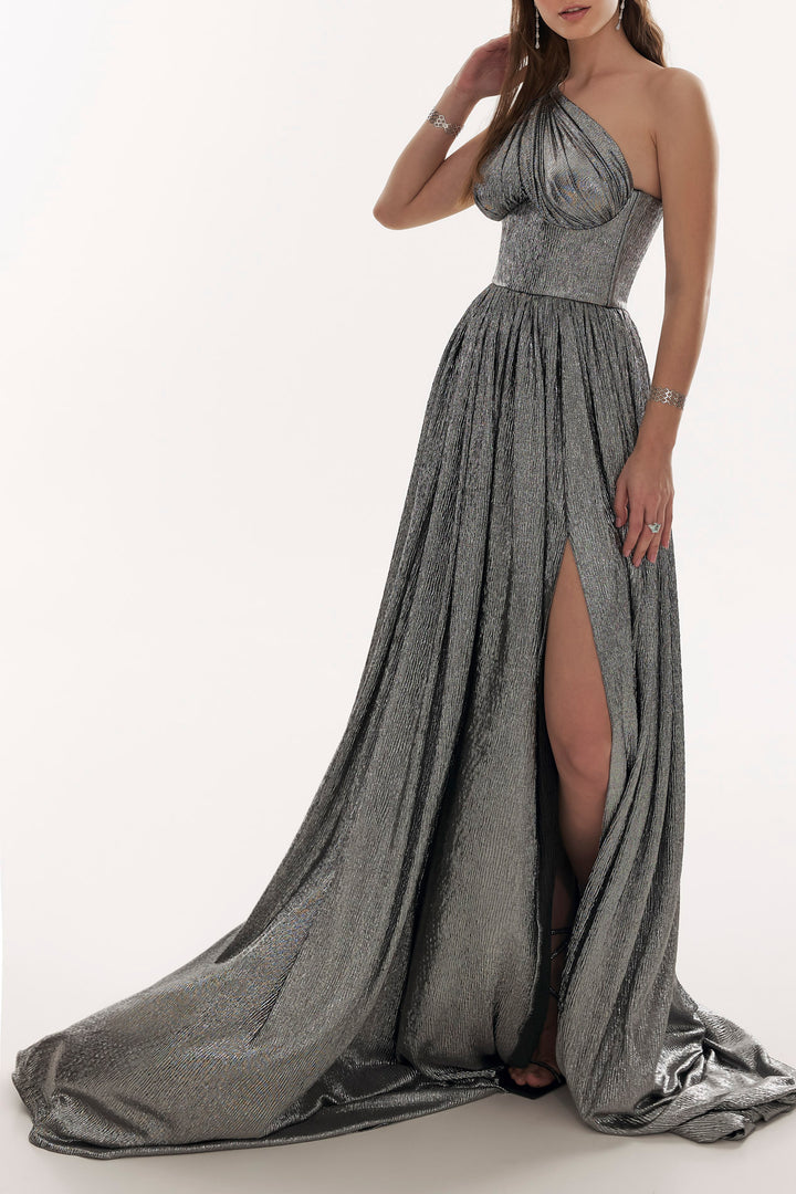 Devina Metallic Crepe Long Dress In Platinum