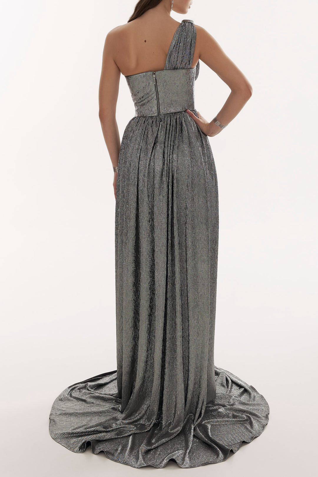 Devina Metallic Crepe Long Dress In Platinum