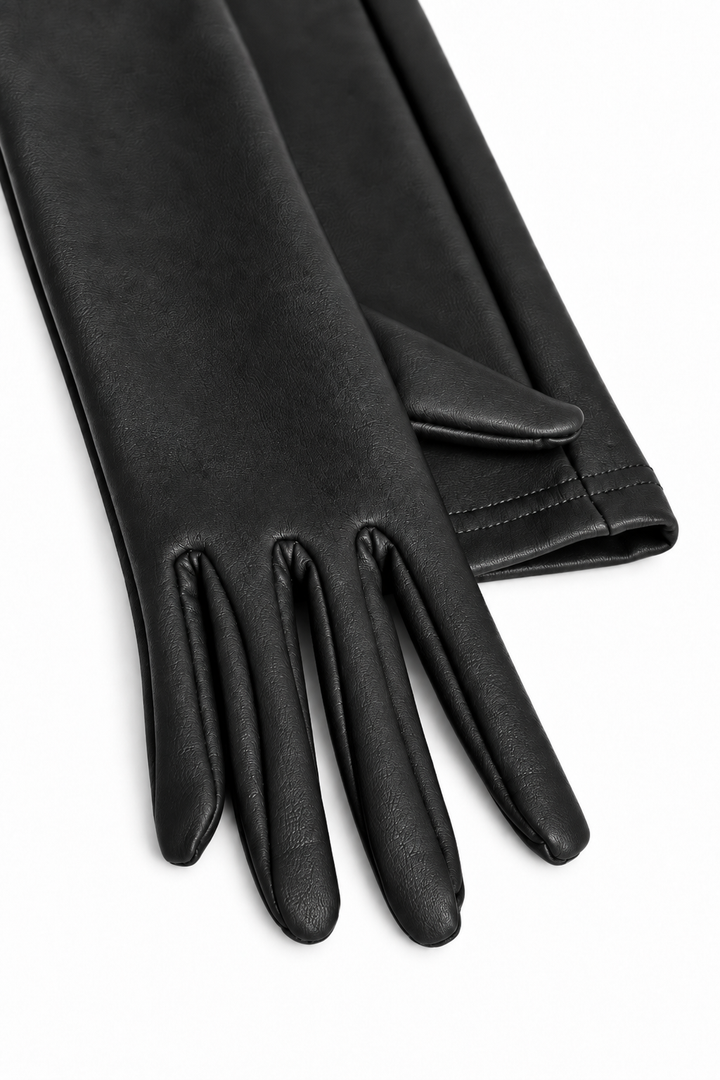 Runway Vegan Leather Gloves In Black