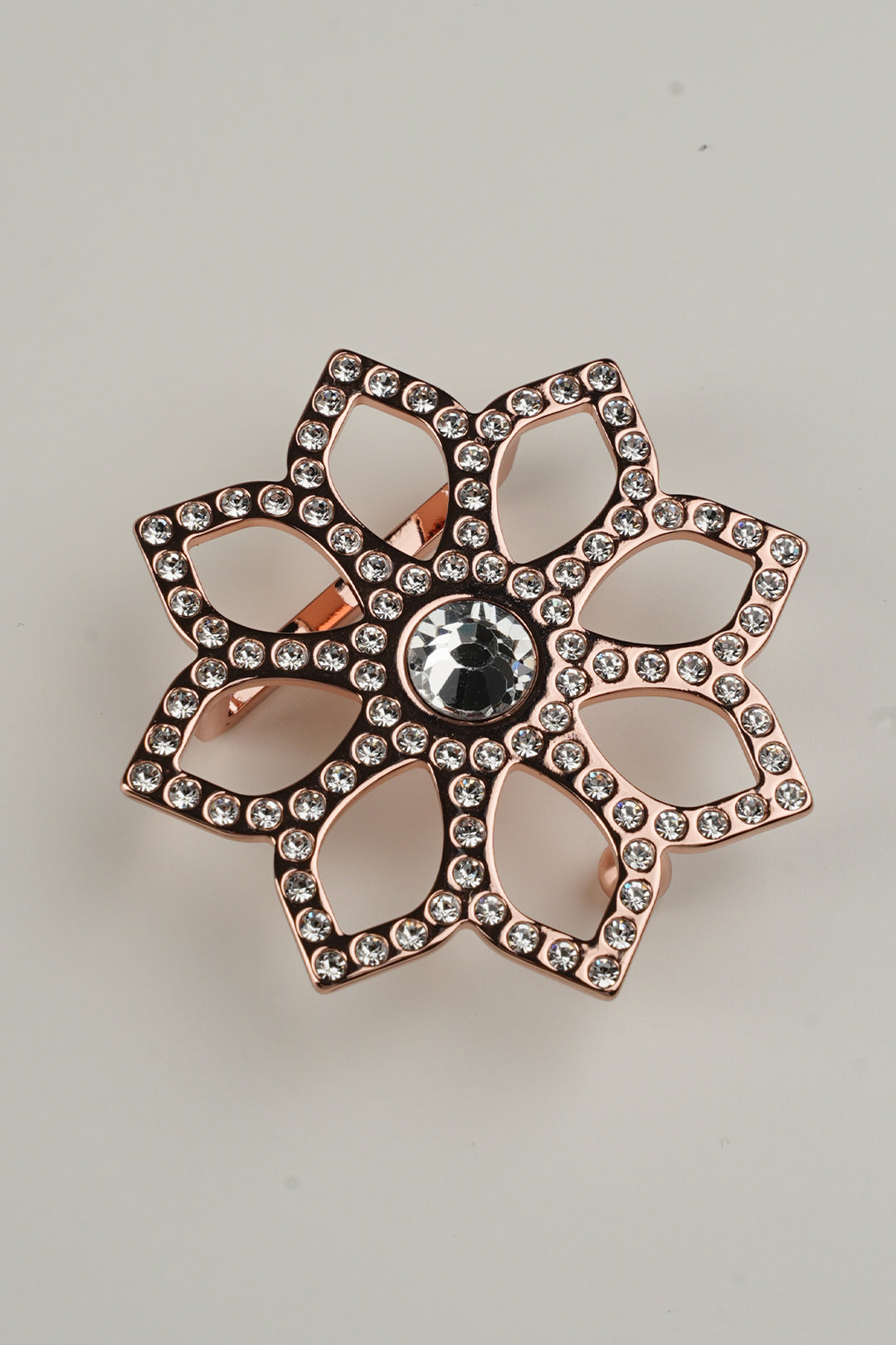 Lotus Leather Waist Belt In Saffiano Black With Rose-Gold Buckle