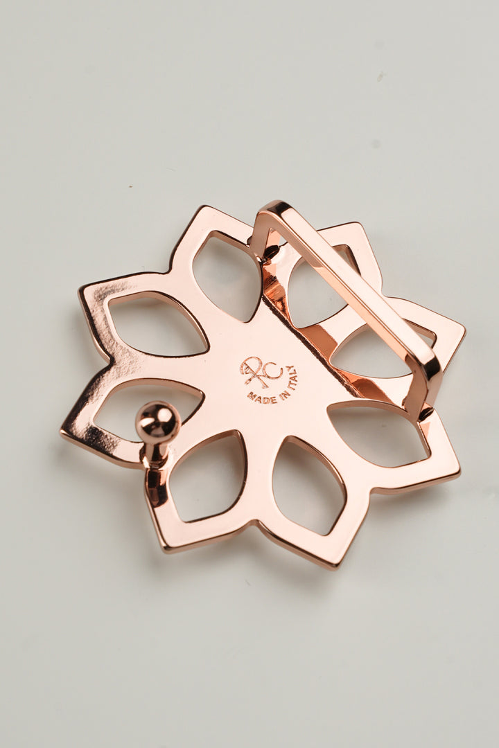 Lotus Leather Waist Belt In Saffiano Black With Rose-Gold Buckle
