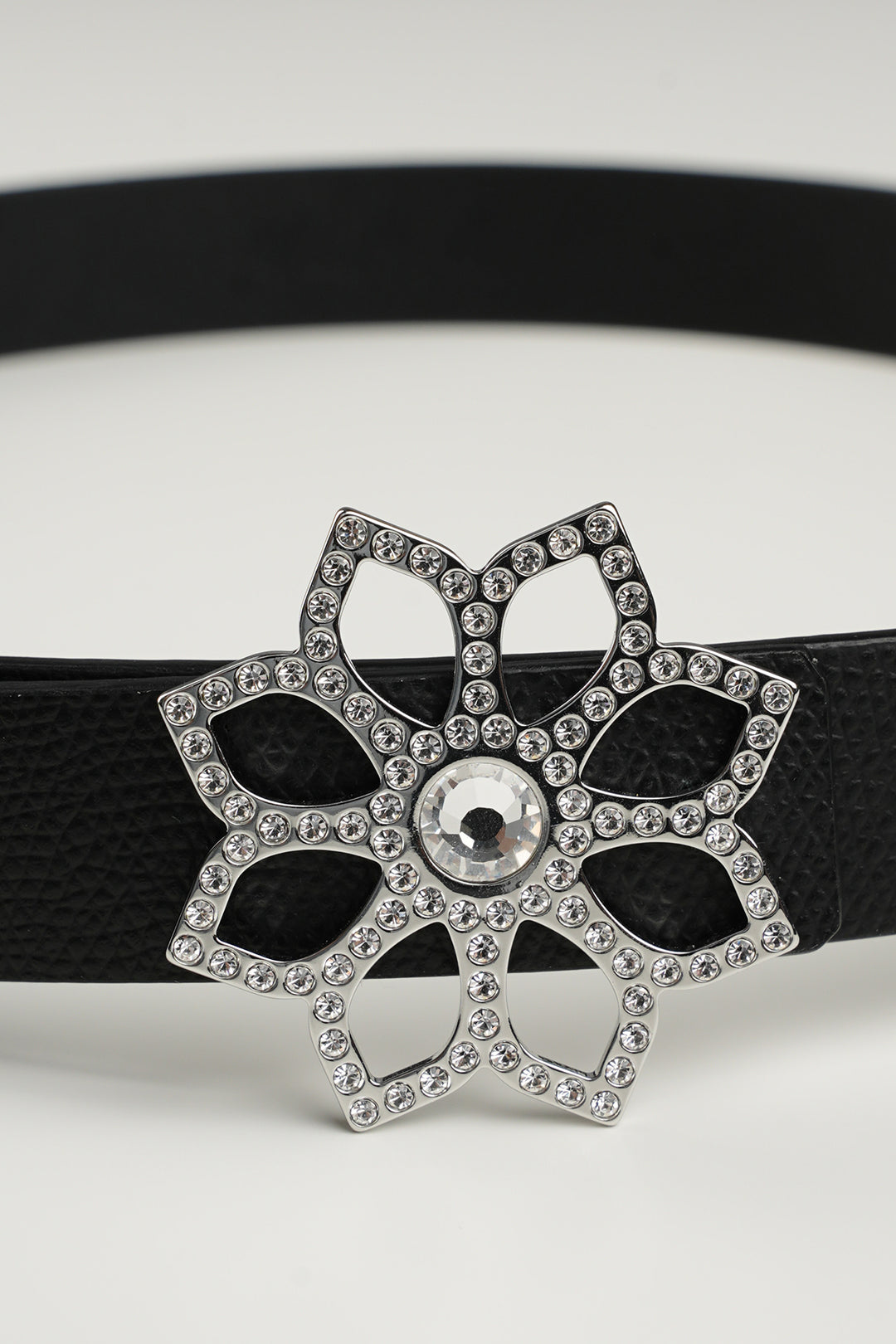 Lotus Leather Waist Belt In Saffiano Black With Silver Buckle