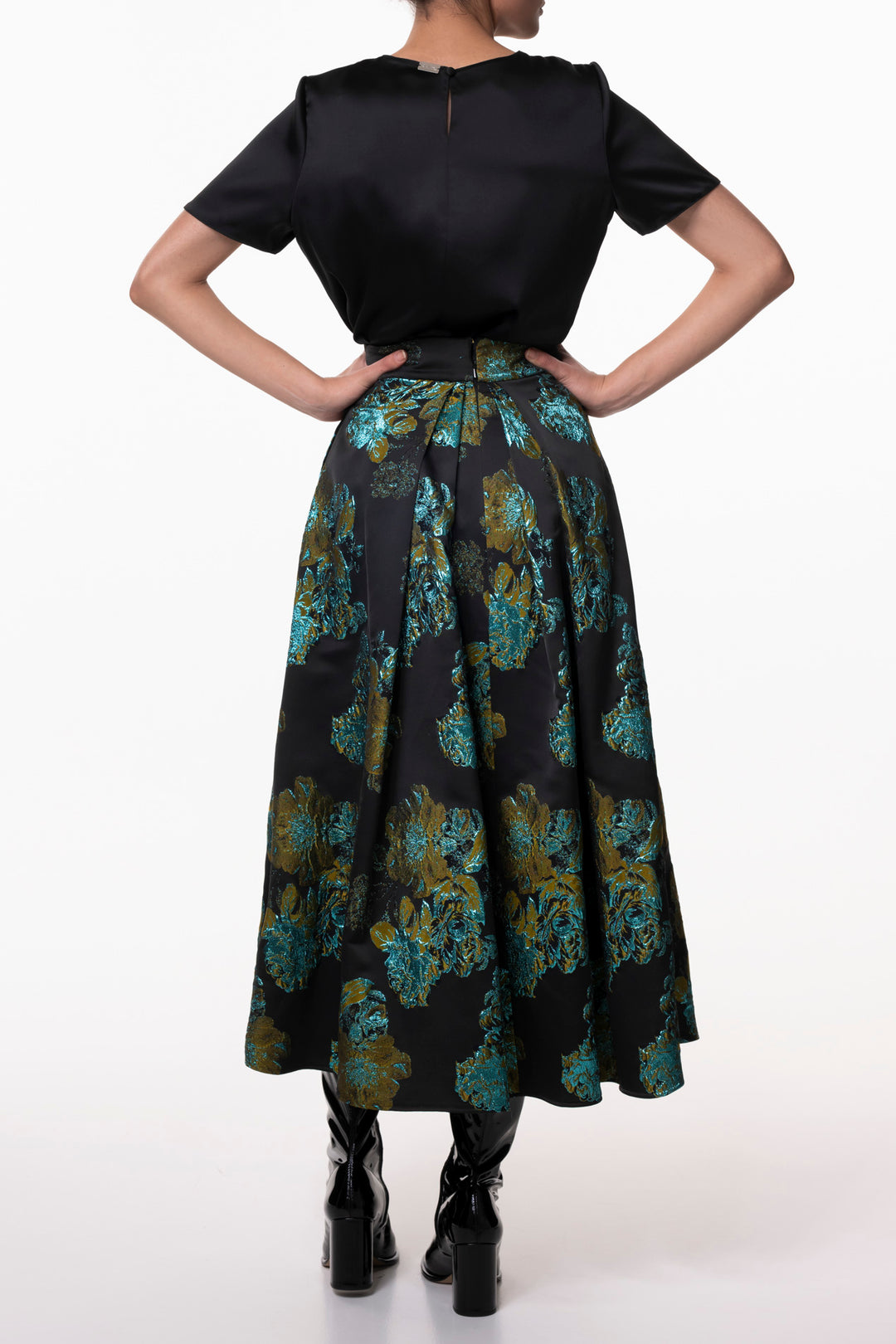 Round Neckline Blouse In Black