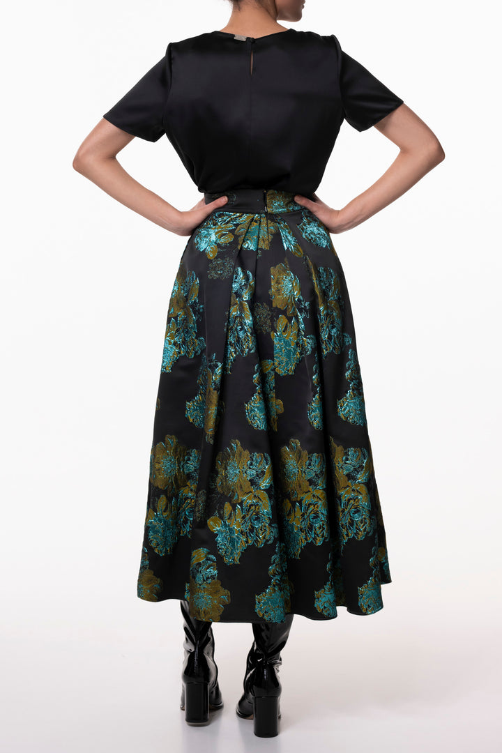Round Neckline Blouse In Black