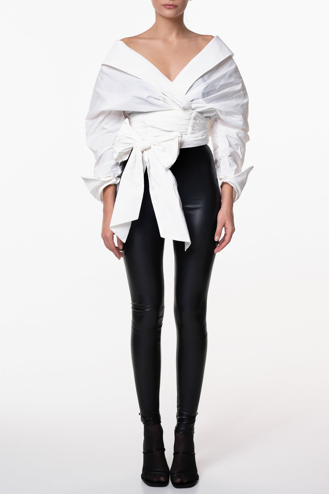 Stretchy Vegan Leather Leggings In Black
